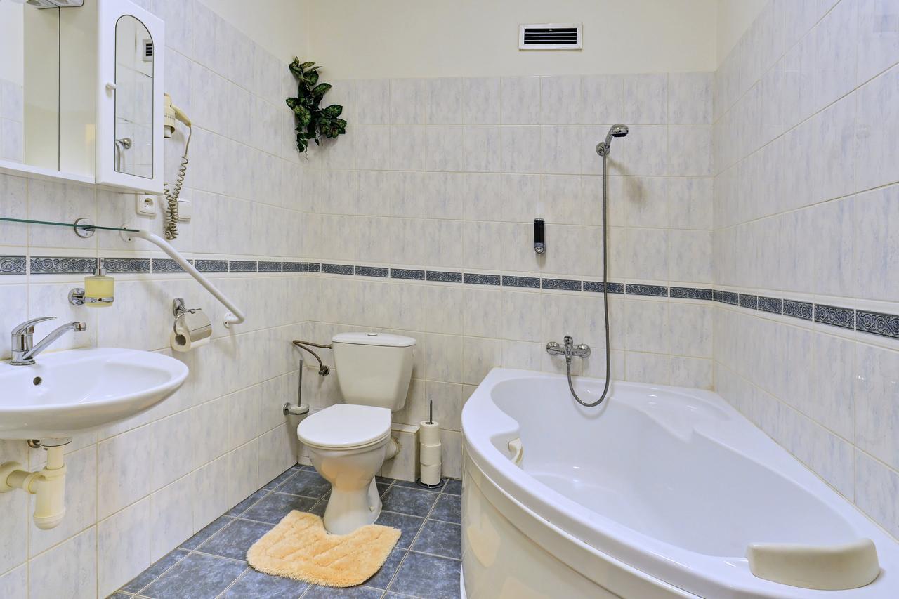 Hotel Slunce ハブリーチクーフ・ブロト エクステリア 写真